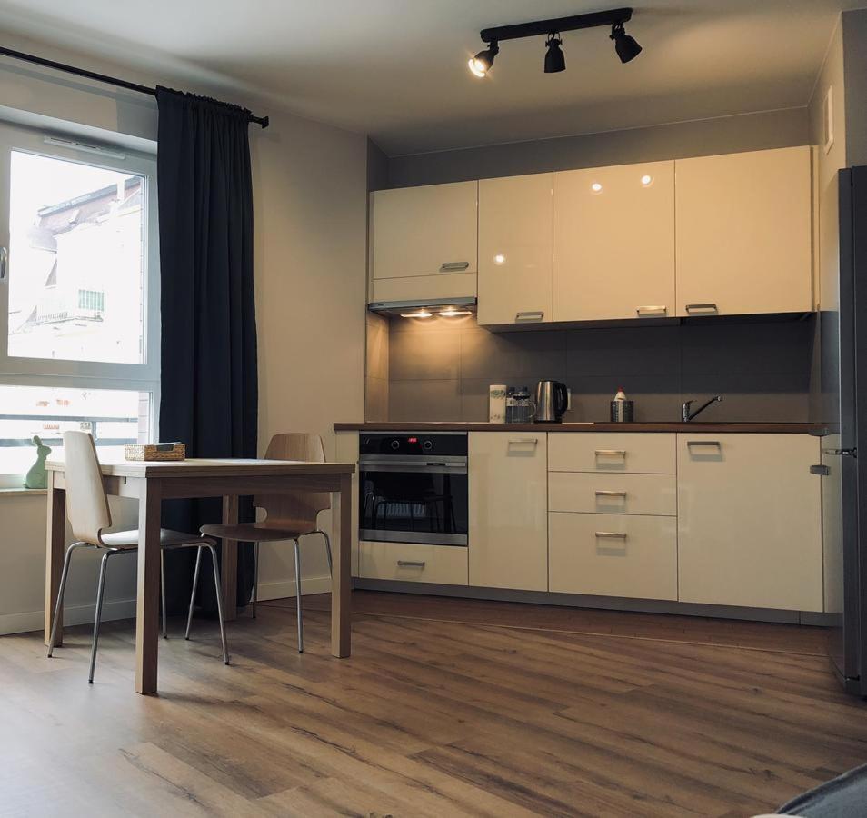 Loft Aprtament Apartment Pila Exterior photo