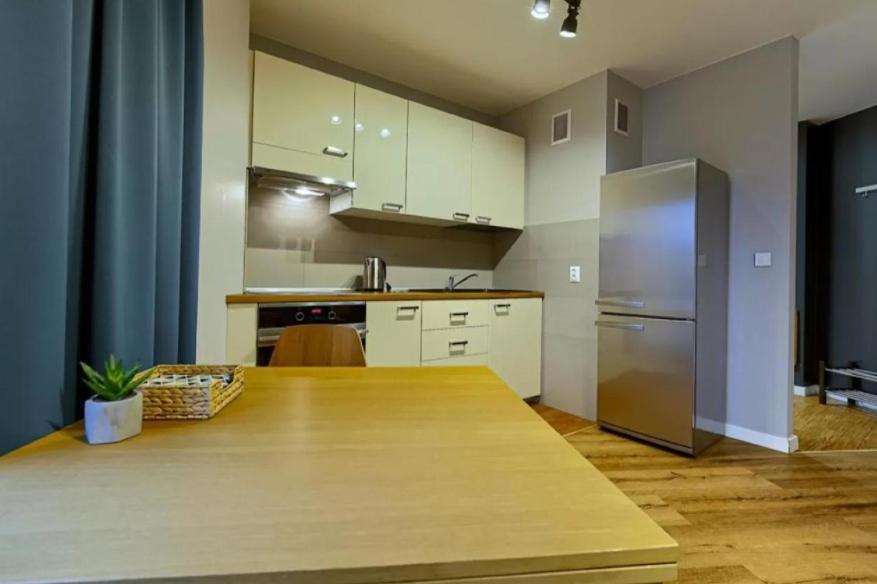 Loft Aprtament Apartment Pila Exterior photo